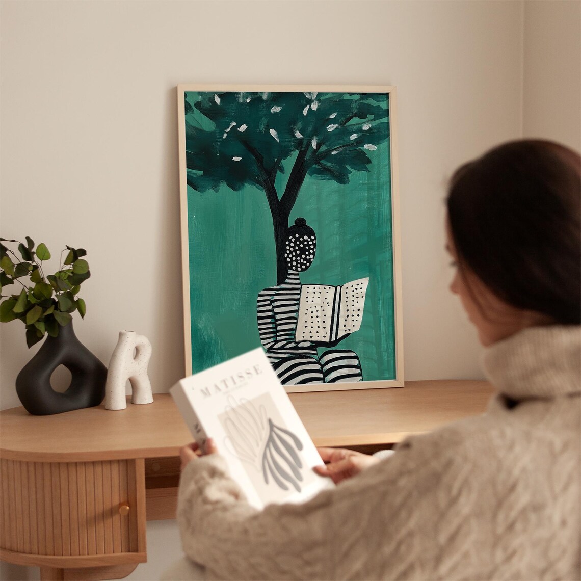 Reading Woman Art Print, Modern Abstract Minimalist Stripe - Image 5