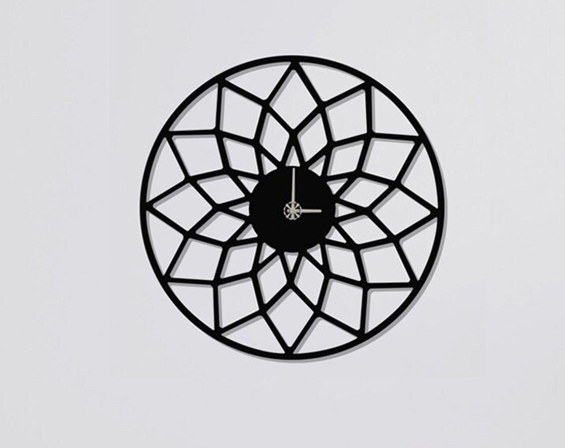 Dreamcatcher Web Geometric Round Black Metal Wall Clock Boho Decor