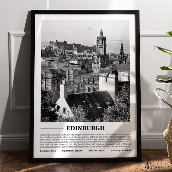 Edinburgh Scotland Black And White Castle Old Town Skyline Poster