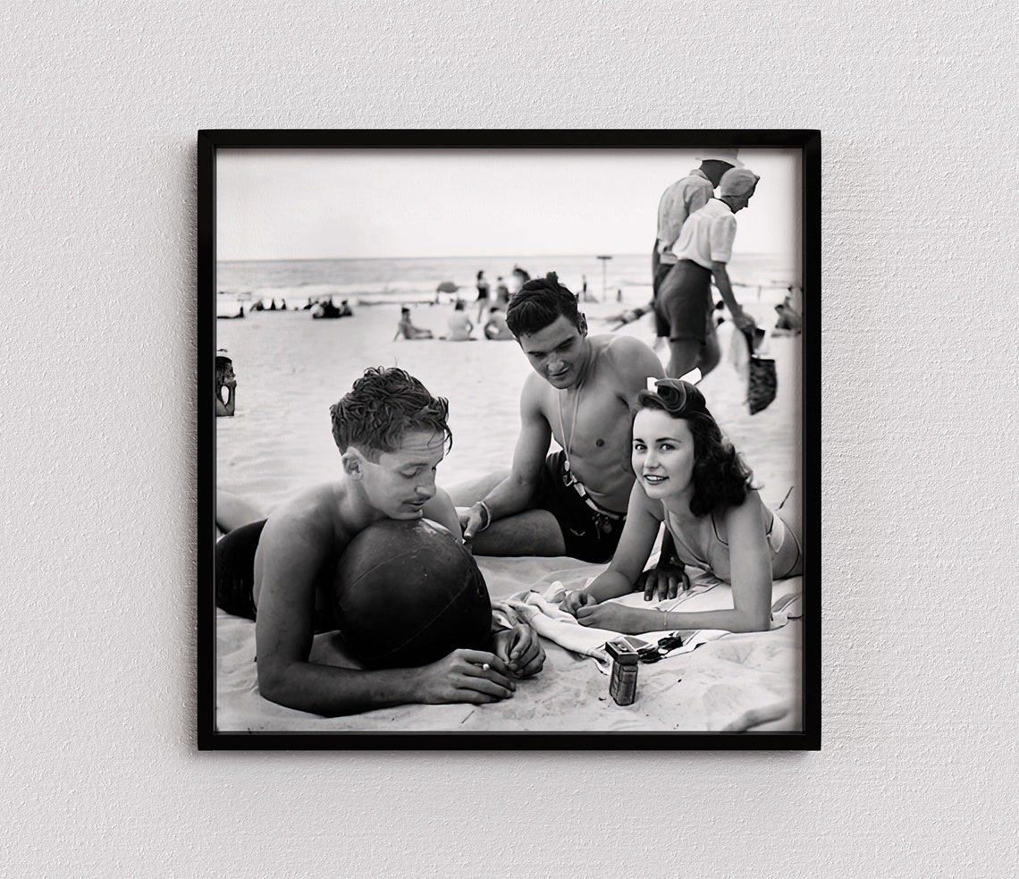 Vintage Black And White Beach Friends Classic Summer Day Poster