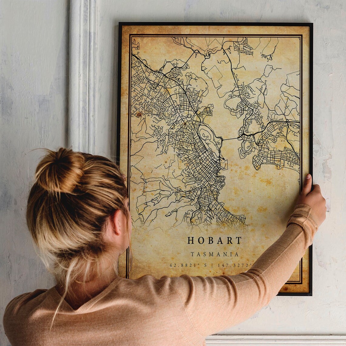 Hobart Tasmania Vintage City Street Map Poster for Travelers - Image 2