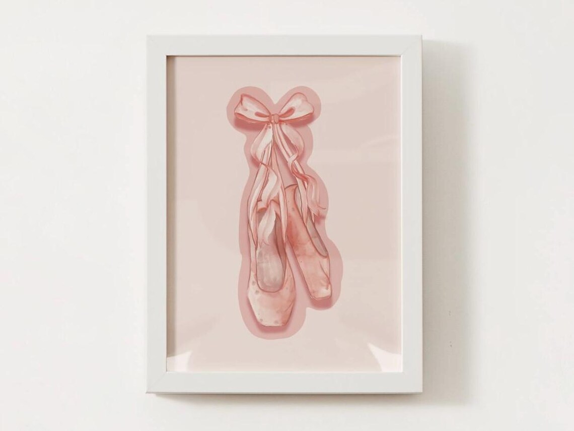 En Pointe Dancer Art Print, Ballet Poster