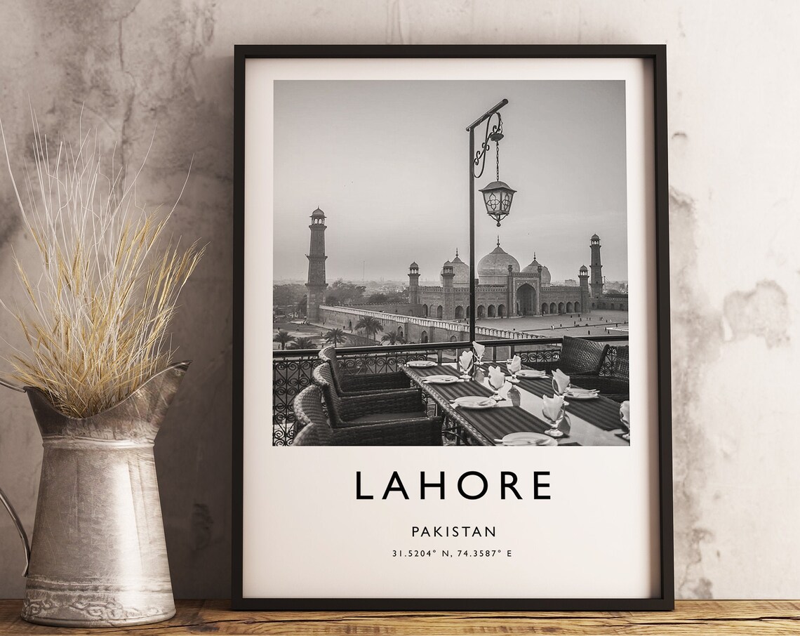 Lahore Pakistan Badshahi Mosque Black White Photography Art Poster - Image 2