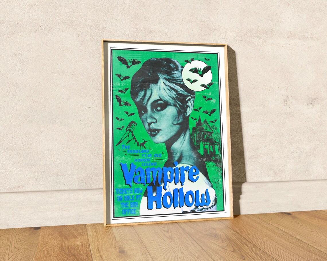 Vampire Hollow Vintage Horror Movie Woman Bats Gothic Art Poster - Image 2
