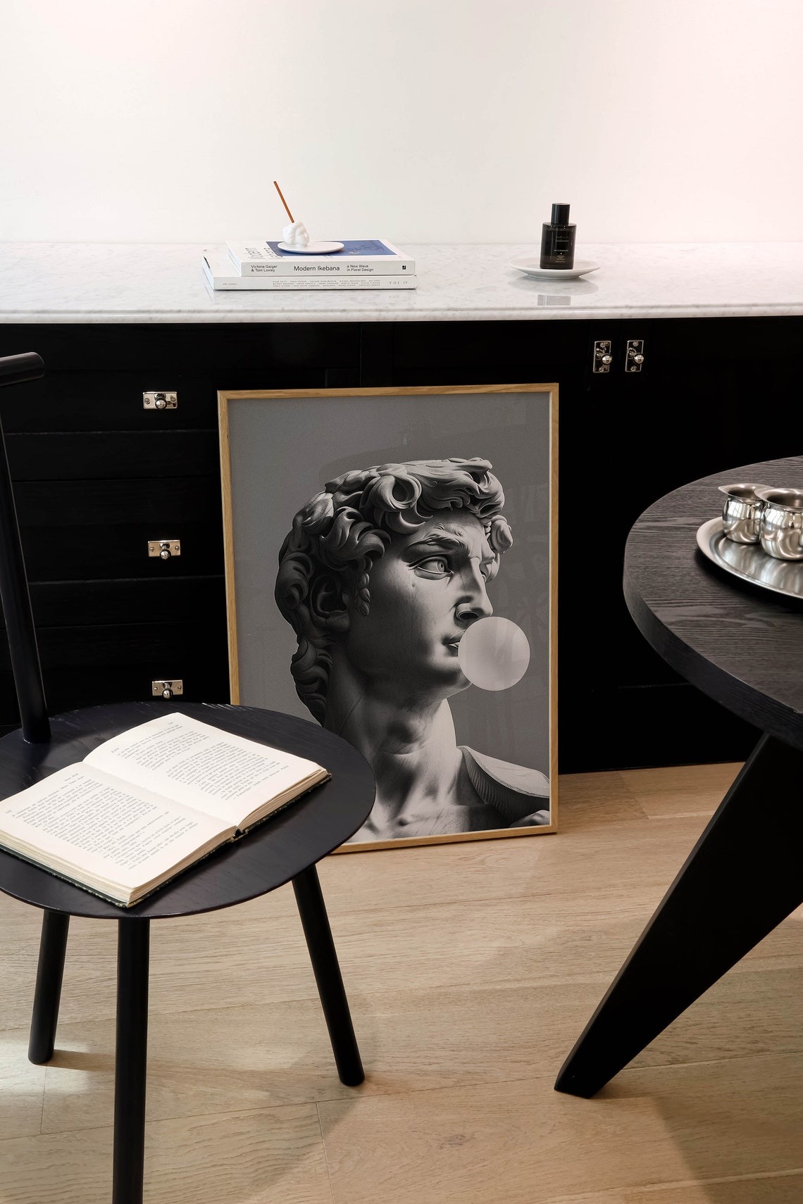 Michelangelo David Blowing Bubblegum Black And White Statue Poster - Image 2