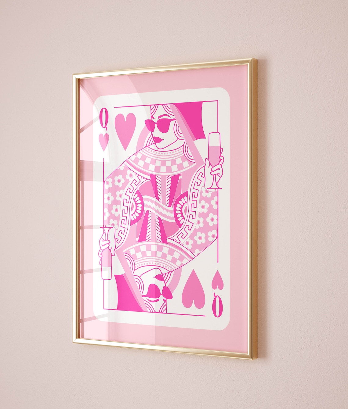 Queen Of Hearts Pink Retro Wall Art Print - Image 2