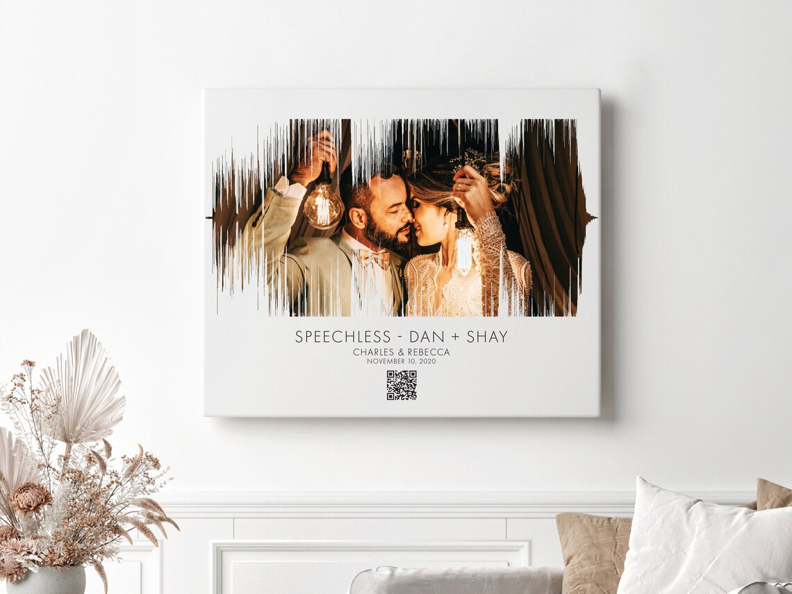 Soundwave QR Code First Dance Photo Gift Poster - Image 3