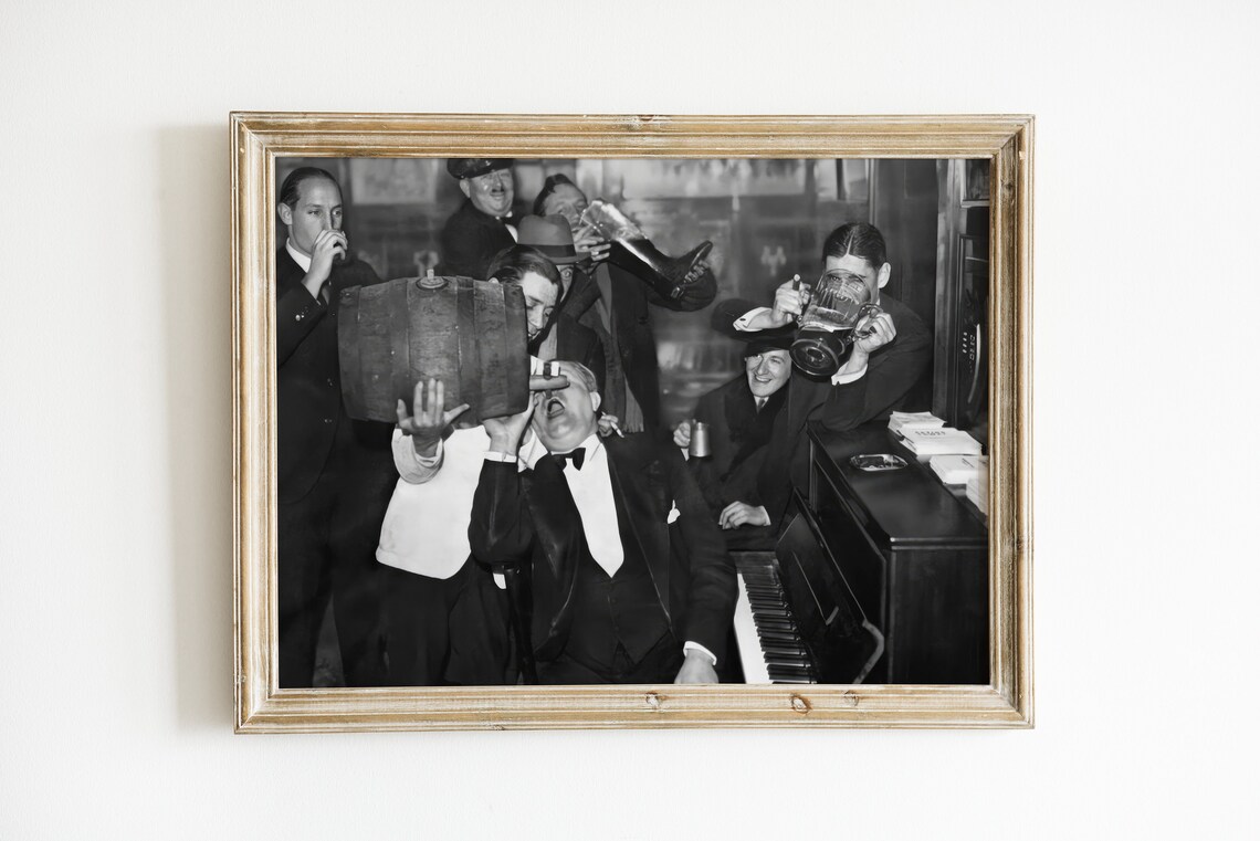 End Of Prohibition 1930s Vintage Wall Art Print - Image 3