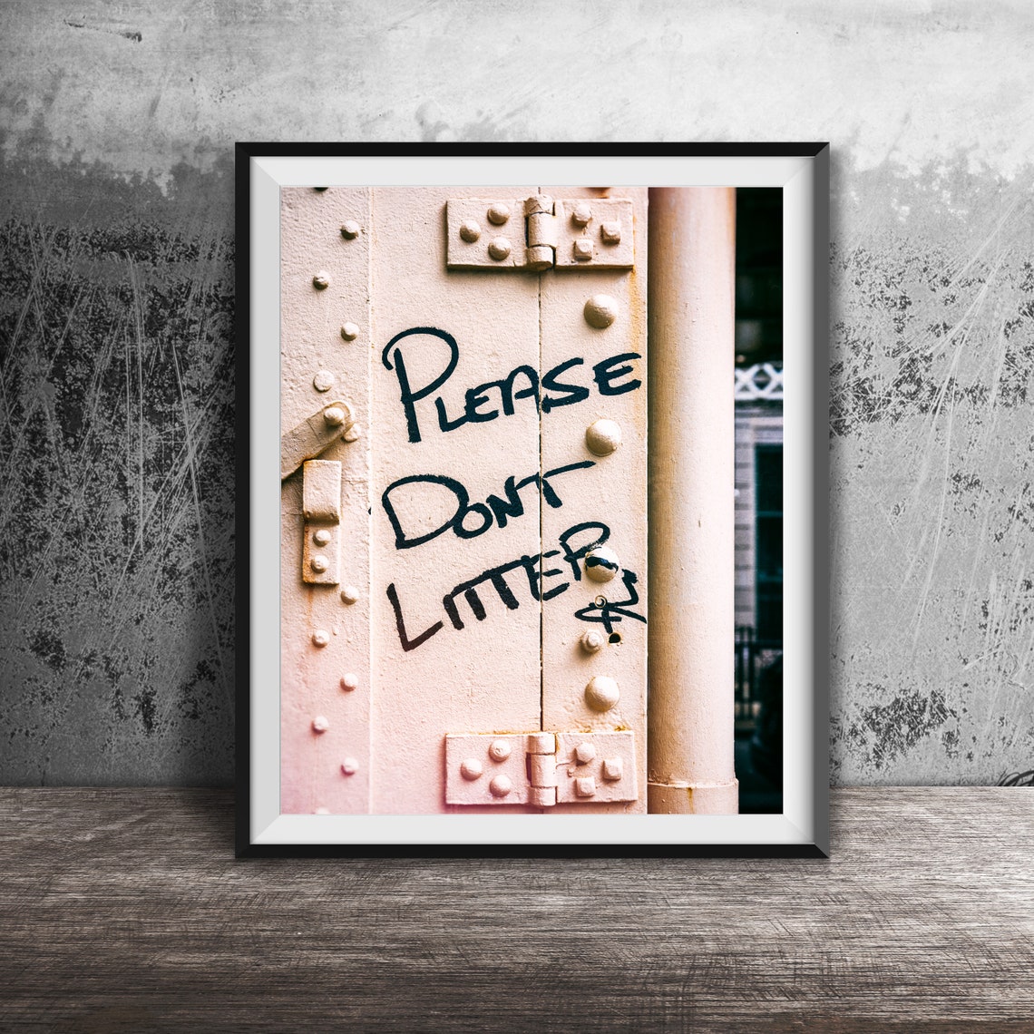 Please Don't Litter Hand Painted Metal Door Sign Photo Poster