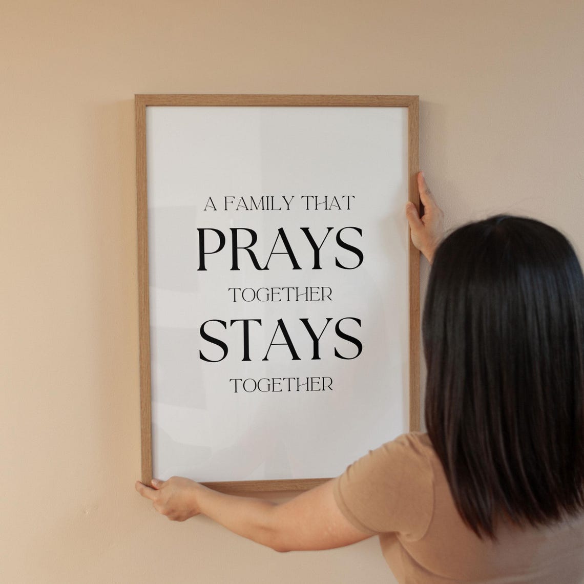 A Family That Prays Together Stays Together Christian Wall Art Christian Quote Wall Art Christian Home Decor Living Room Art - Image 3