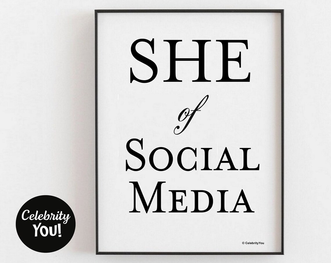 She of Social Media Serif Title Woman Marketer Gift Wall Art