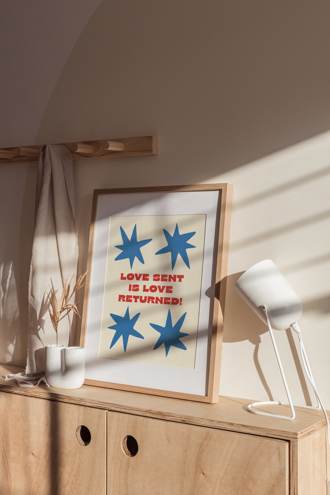 Love Sent Is Love Returned Starburst Retro Typography Quote Art Poster - Image 2