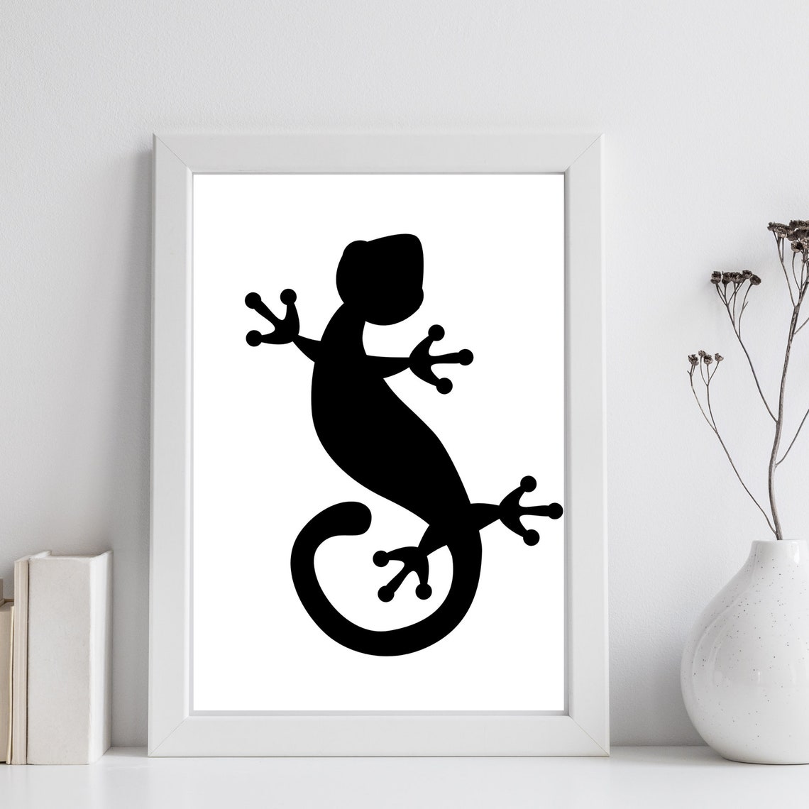 Black Gecko Lizard Silhouette Minimalist Modern White Wall Art Print