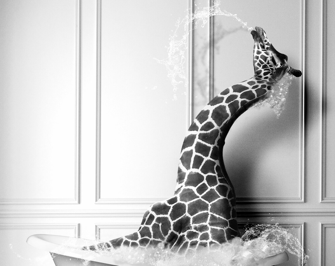 Cute Giraffe In Tub Bathroom Animal Art Print - Image 2