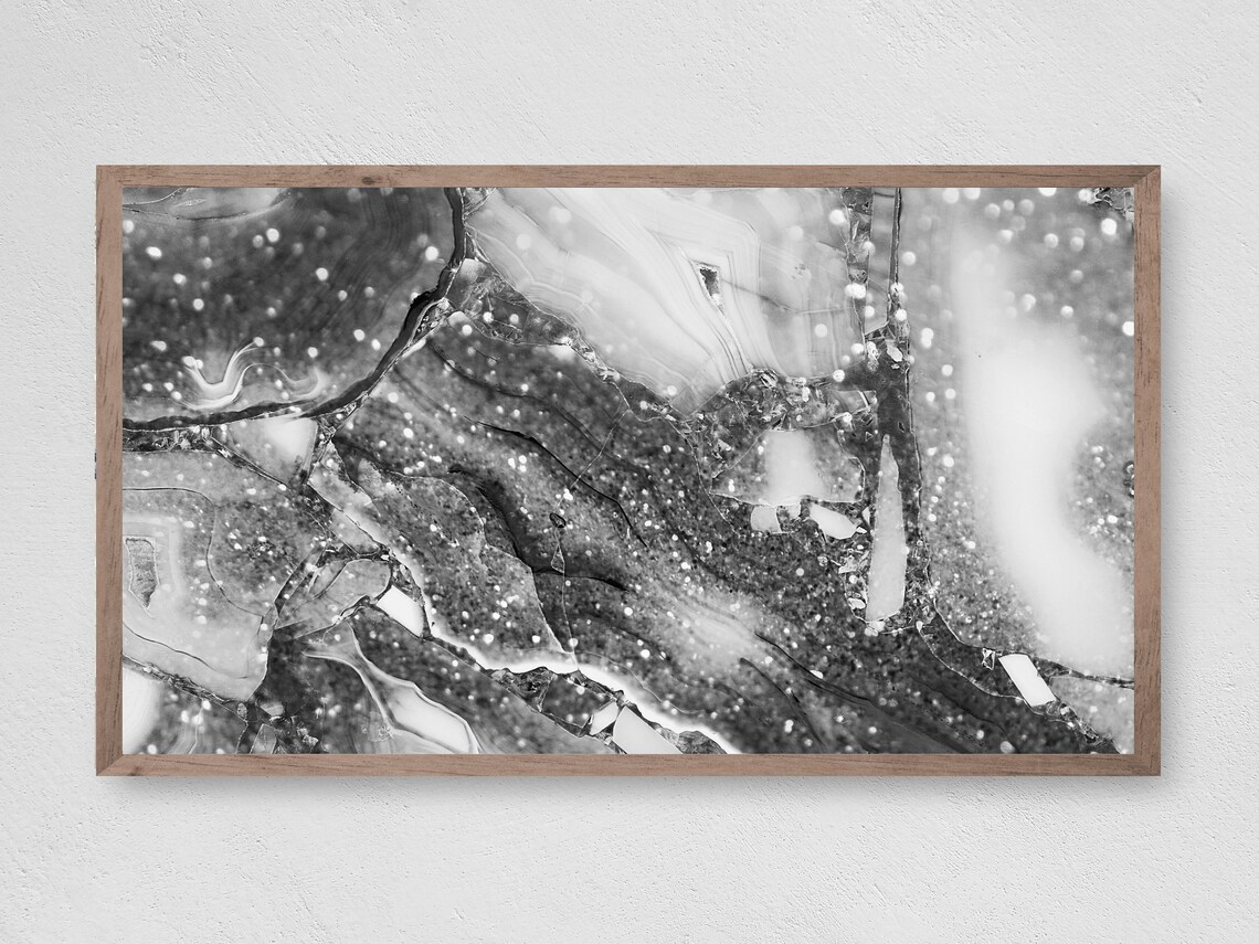 Black White Quartz TV Art