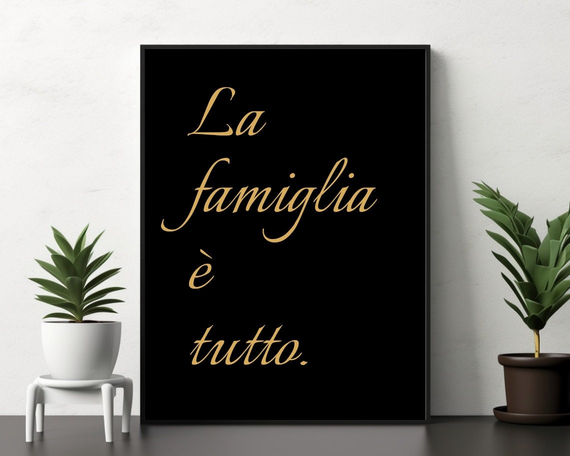La Famiglia E Tutto Italian Family Quote Gold Script Wall Art - Image 3