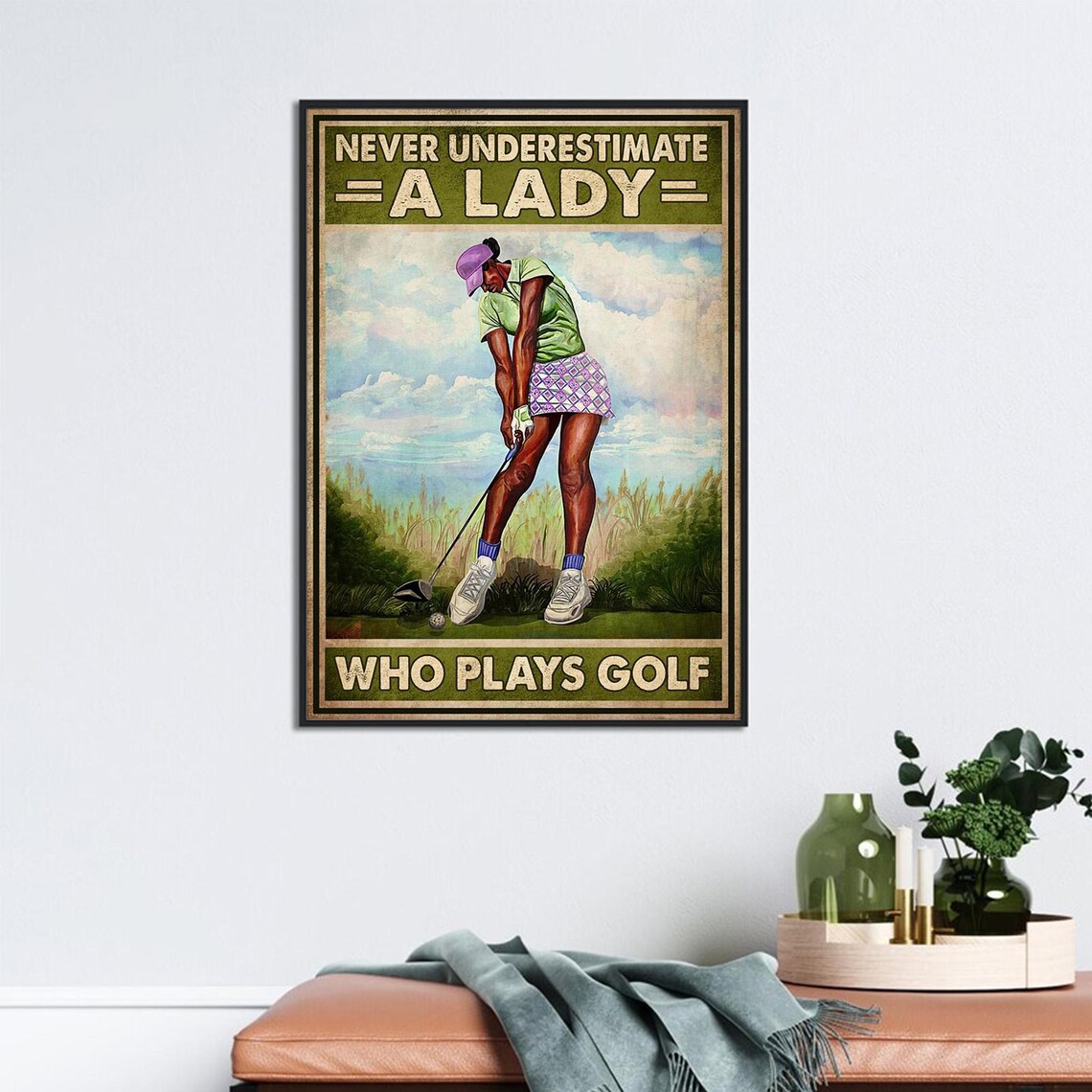 Never Underestimate A Lady Who Plays Golf Vintage Quote Golf Poster - Image 2