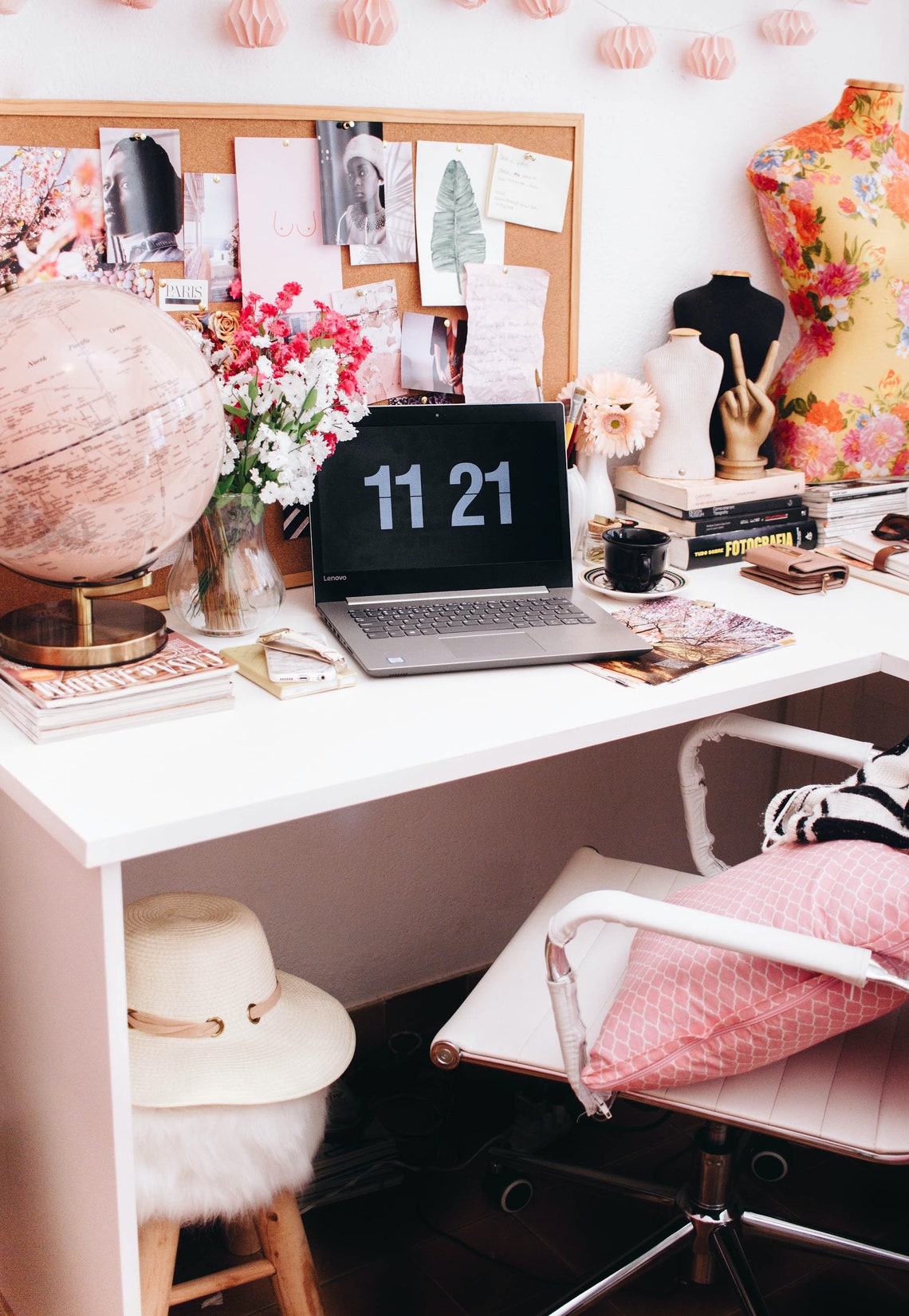 200 Digital Product Ideas Cozy Desk Setup Workspace Decor Poster - Image 2