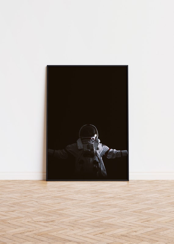 Astronaut Poster Wall Art Trendy Space Traveller