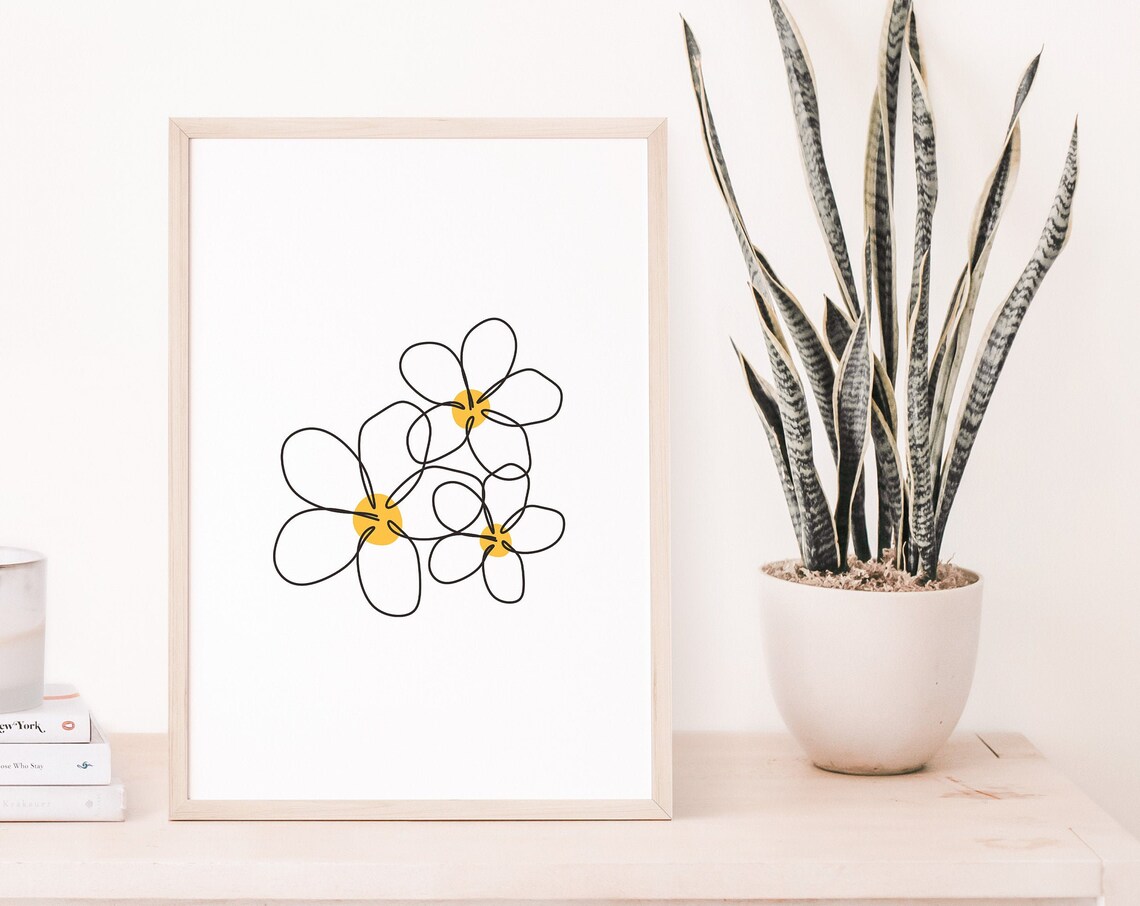 Daisy Line Art Yellow Center Minimalist Floral Drawing Wall Art