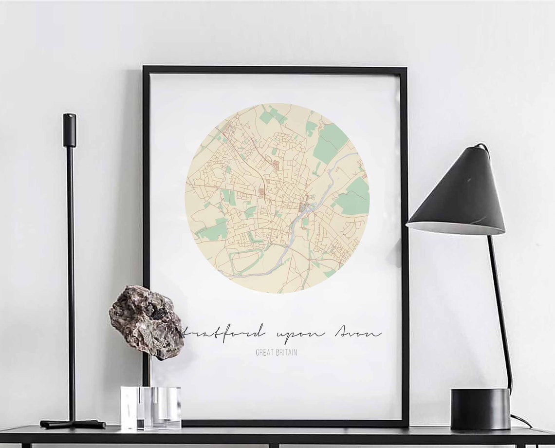 Minimalist Stratford upon Avon Great Britain Round Map Poster
