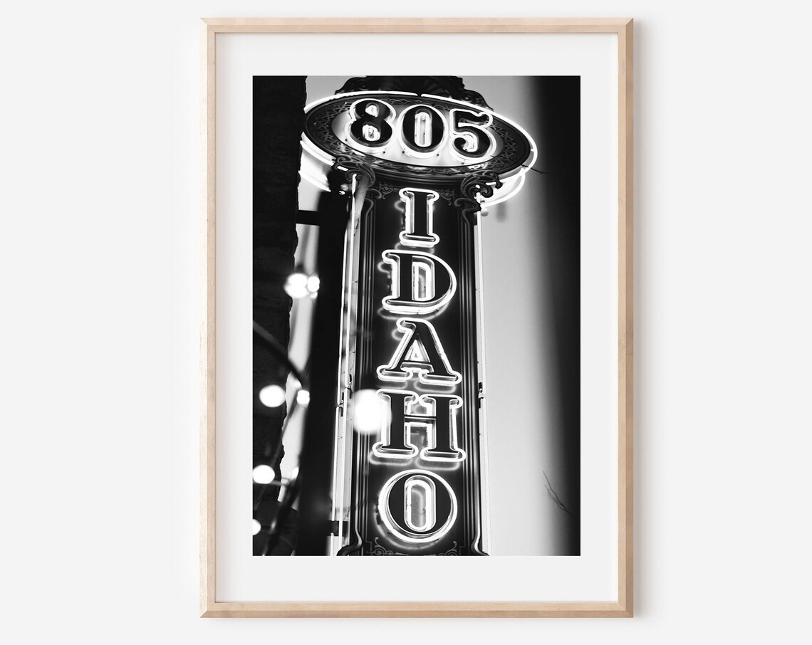 Idaho Vintage Neon Sign Black and White Poster, Retro 805 Marquee
