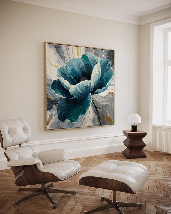 Abstract Expressive Floral Motif In Warm Beige And Terracotta Tones With Rough Brushstrokes