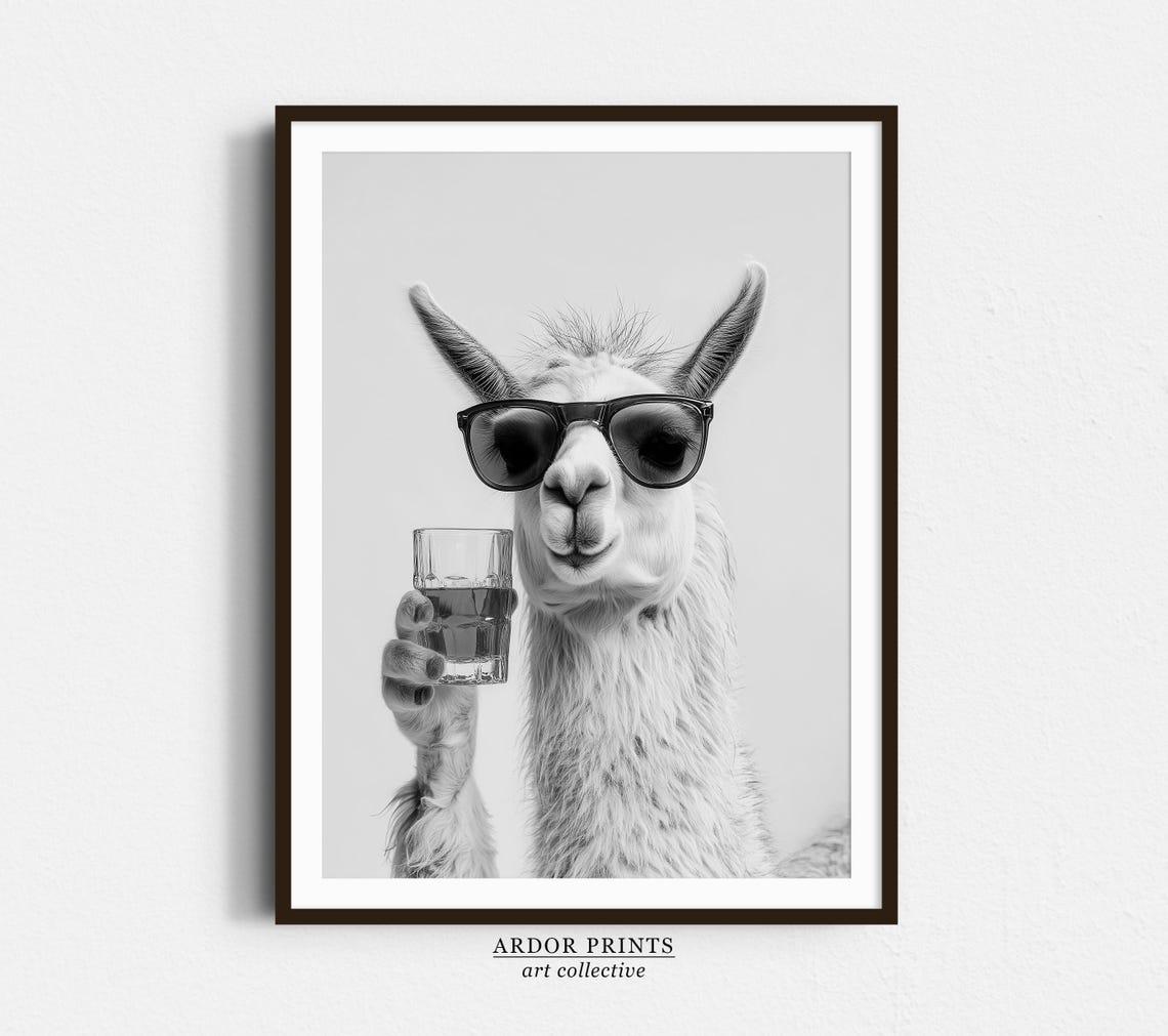Llama Drinking Whiskey Sunglasses Bourbon Glass Funny Animal Print