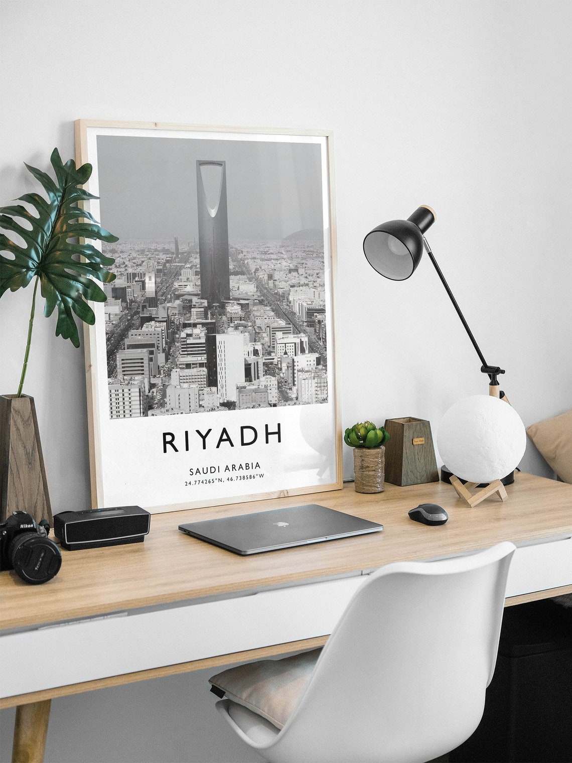 Riyadh Saudi Arabia Kingdom Centre Skyline Black White Poster - Image 2