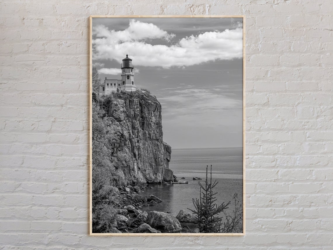 Split Rock Lighthouse Above Lake Superior Cliff Photography Poster