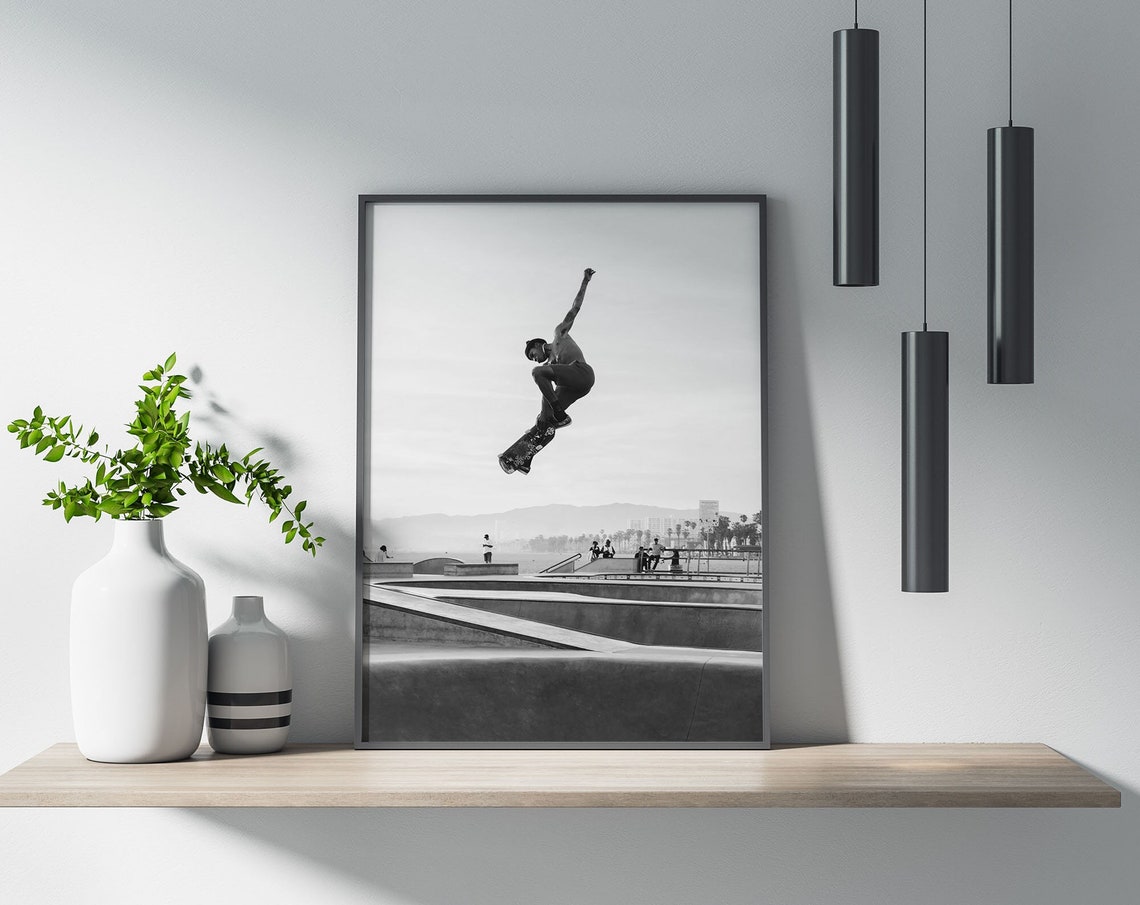 Skater Poster Wall Art Poster Print Wall Decor Sports Skateboarding Urban Action Lifestyle Youth Home Decor Photographs