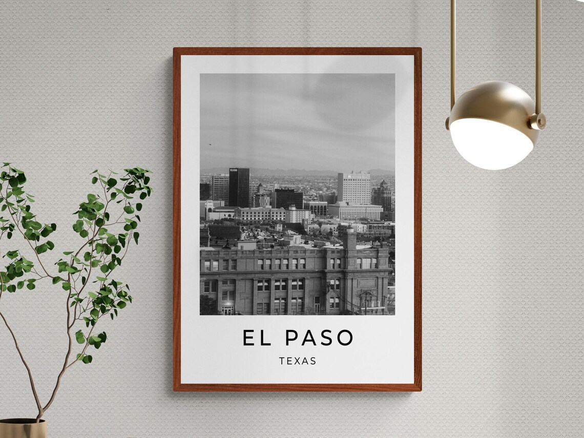 El Paso Texas Downtown Skyline Historic Courthouse Monochrome Poster - Image 3
