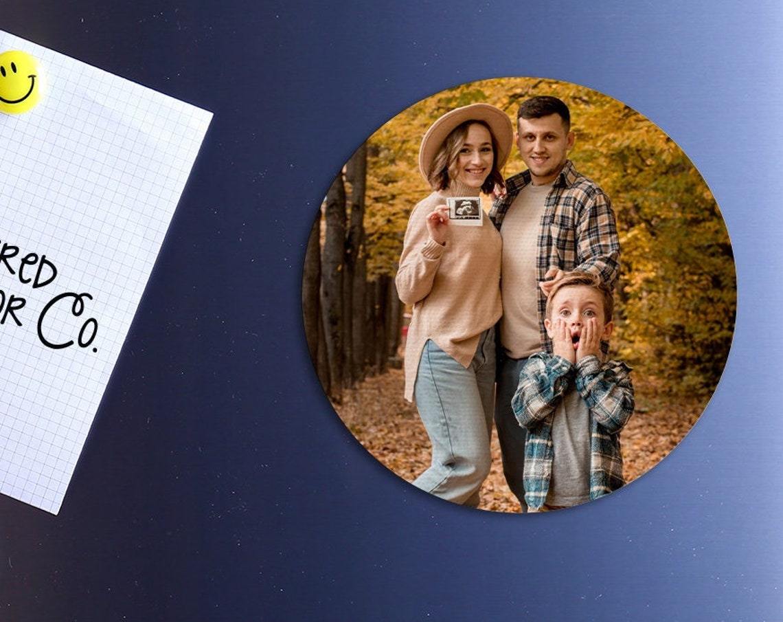 Custom Round Photo Magnet Fridge Display Magnetic Canvas Print - Image 3