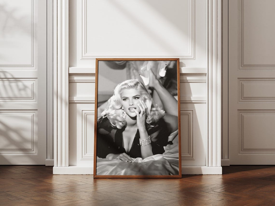 Anna Nicole Smith Poster Black And White Wall Art Hollywood Print Fashion Poster Playboy Wall Art Feminine Poster Woman Print Luxury Poster