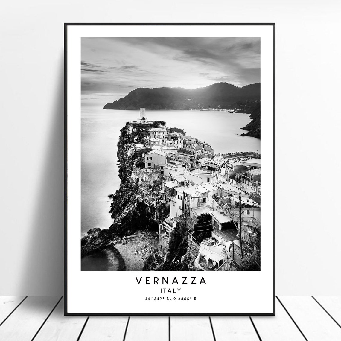 Vernazza Travel Print Vernazza Poster Minimalist Vernazza Wall Art Vernazza Wall Dcor Vernazza Italy Poster Vernazza Gift Print
