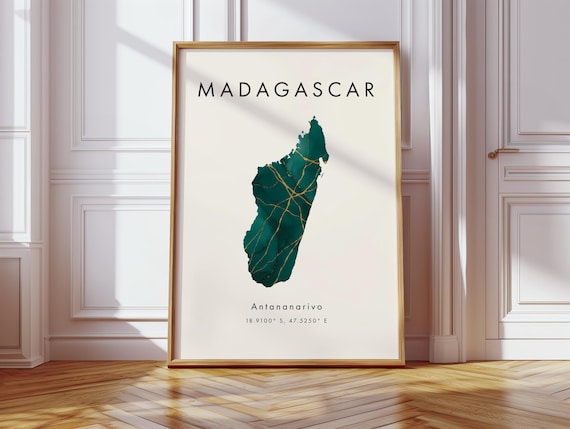 Madagascar Map Poster Green And Gold Africa Wall Art Print Home Decor Geography Gift Wallpaper