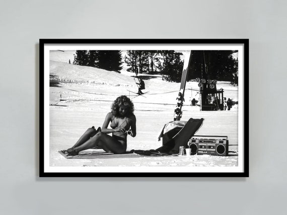 Vintage Bikini Woman Ski Photo Print Black And White Art Vintage Ski Poster Skiing Print Ski Lodge Decor