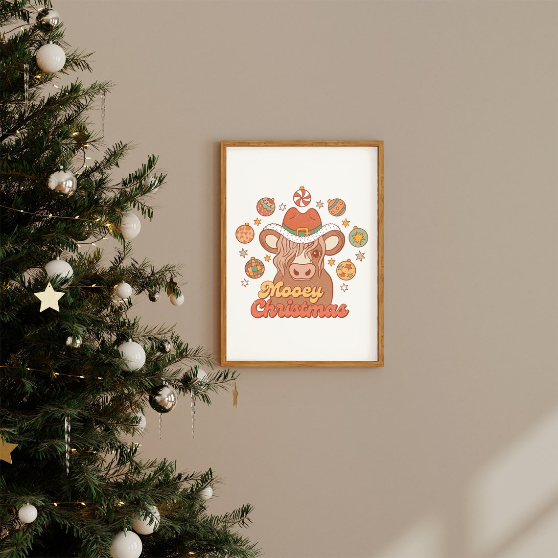 Mooey Christmas Funny Cow In Santa Hat Retro Holiday Quote Poster - Image 2