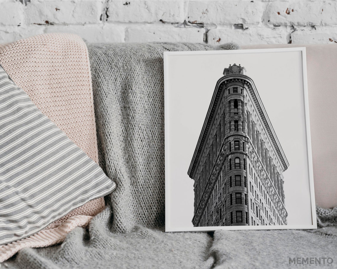 Flatiron Building Black and White New York City Photography Print - Image 2