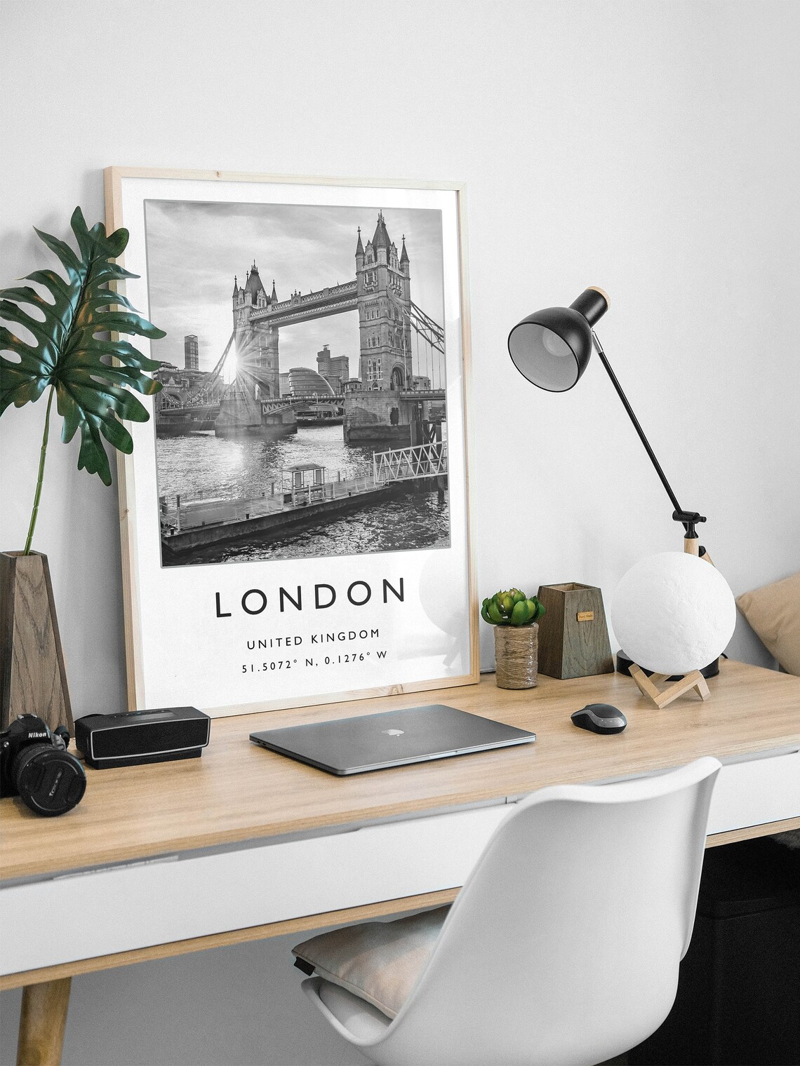 London Travel Poster, English City Wall Art Print - Image 2