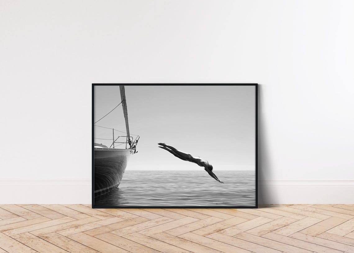 Freedom Jump - Traditional Beach Art Print - Image 5