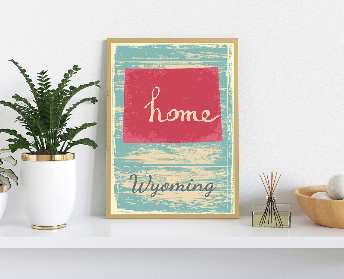 Wyoming Retro Home Script Vintage Distressed Wood State Map Wall Art - Image 3