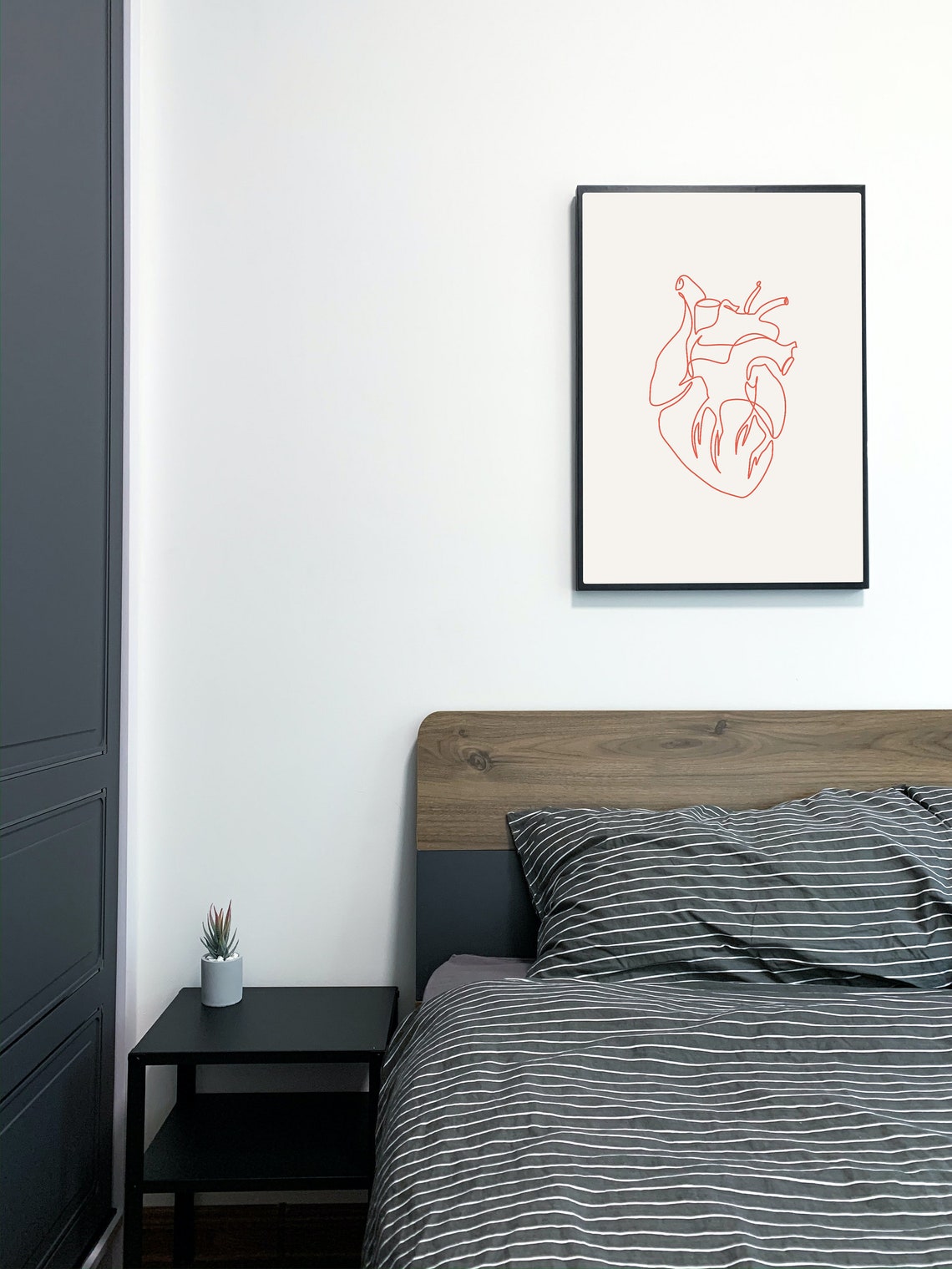 Anatomical Heart Red Continuous Line Drawing Medical Minimalist Poster - Image 2