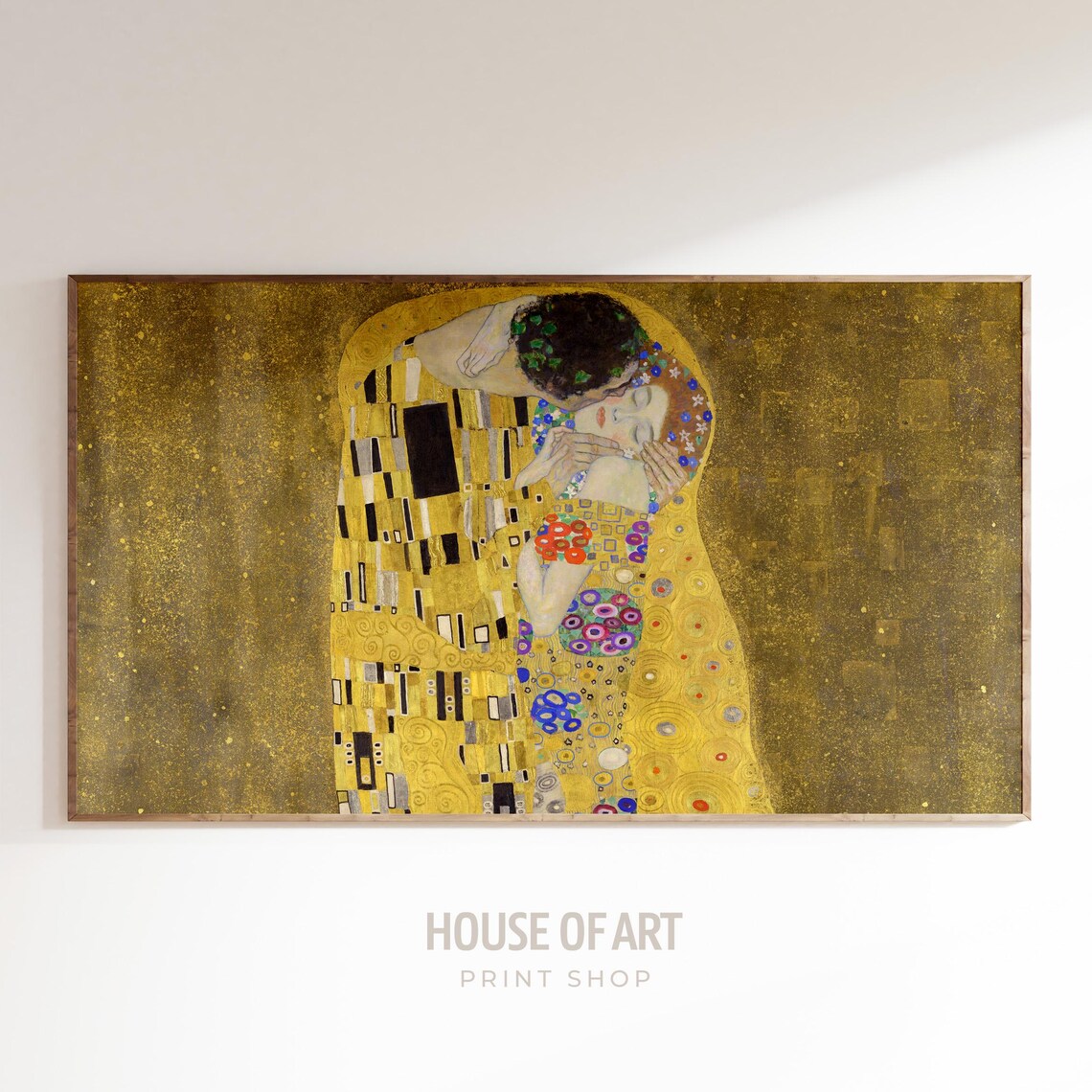 Gustav Klimt The Kiss Golden Romantic Couple Famous Artwork Wall Print