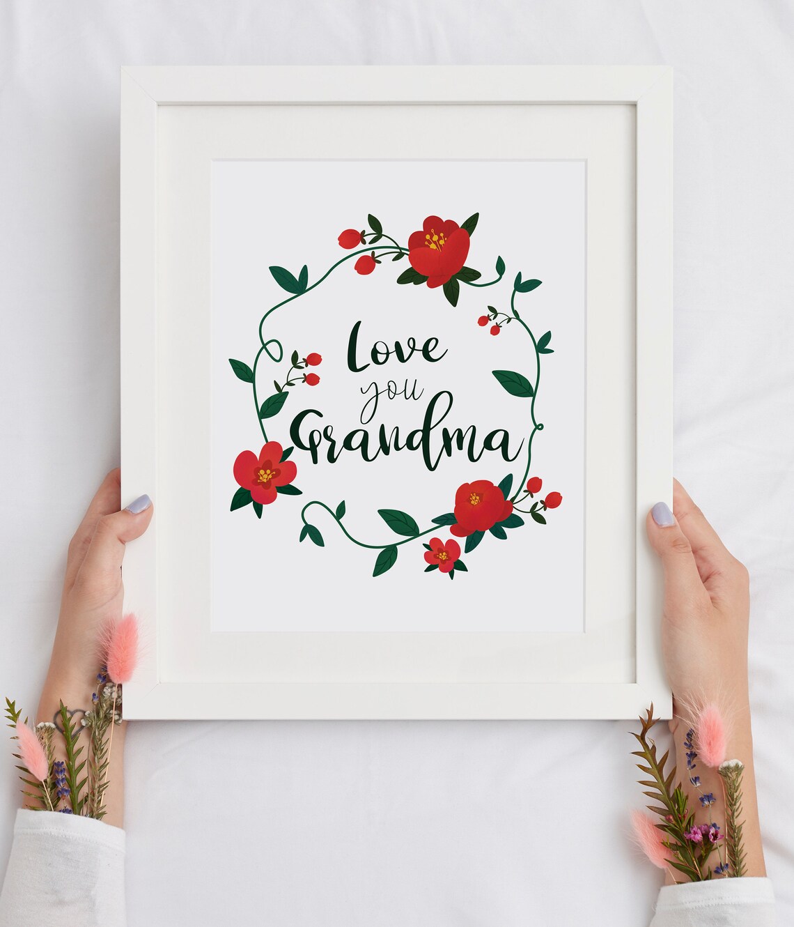 I Love You Grandma Wall Art Mothers Day Gift Camellia Flower Wreath Illustration Love Grandma Print Red Floral - Image 2