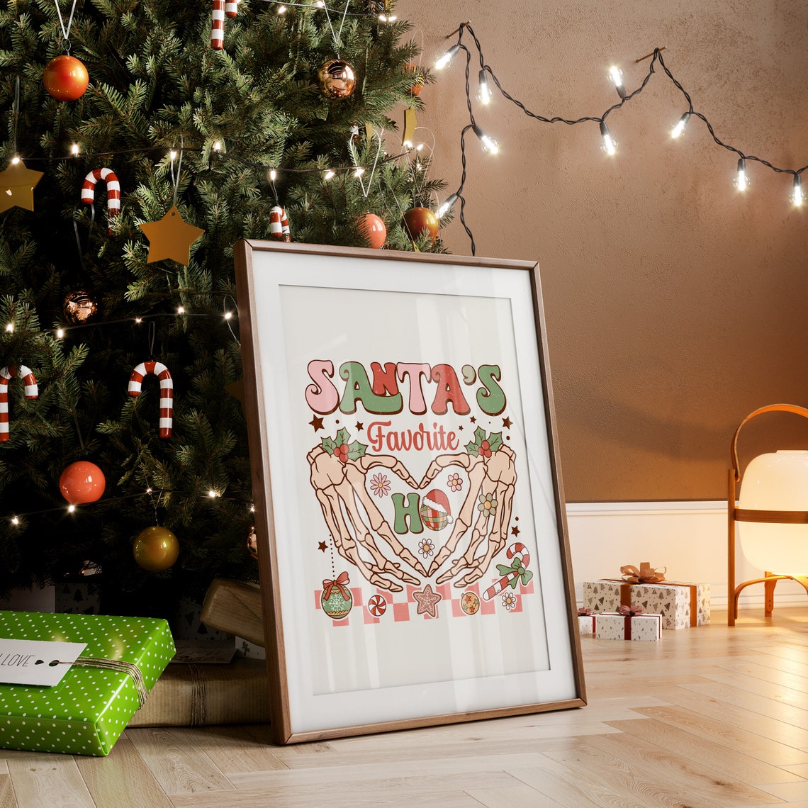 Santa's Favorite Ho Retro 70s Christmas Skeleton Heart Print - Image 3