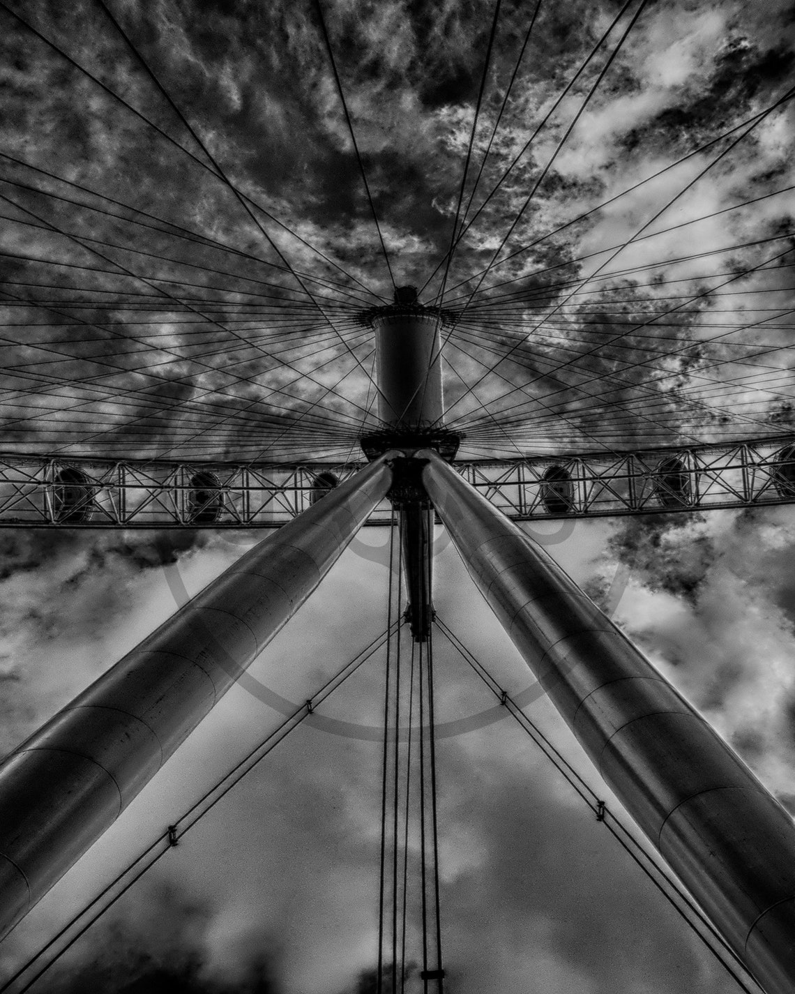 London Eye Black And White Geometric Spokes Sky Detail Poster - Image 3