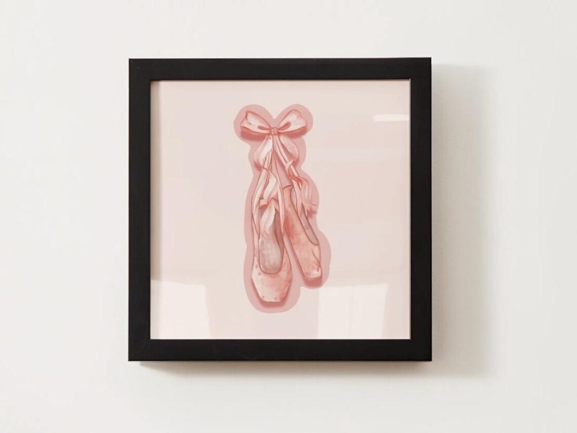 En Pointe Dancer Art Print, Ballet Poster - Image 2