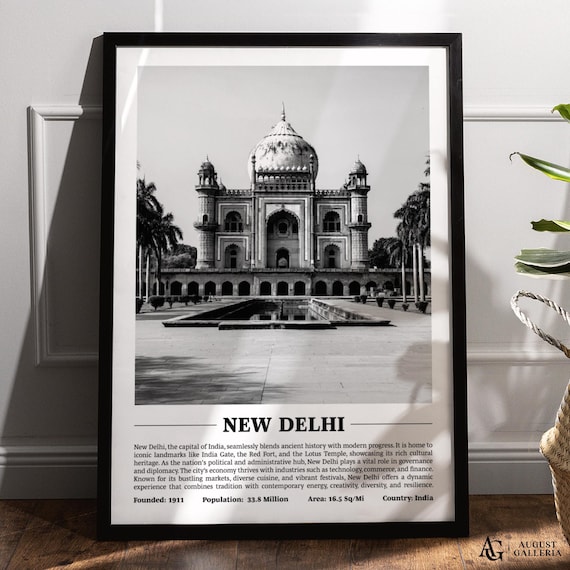 New Delhi Humayun's Tomb Facade Black and White India City Poster