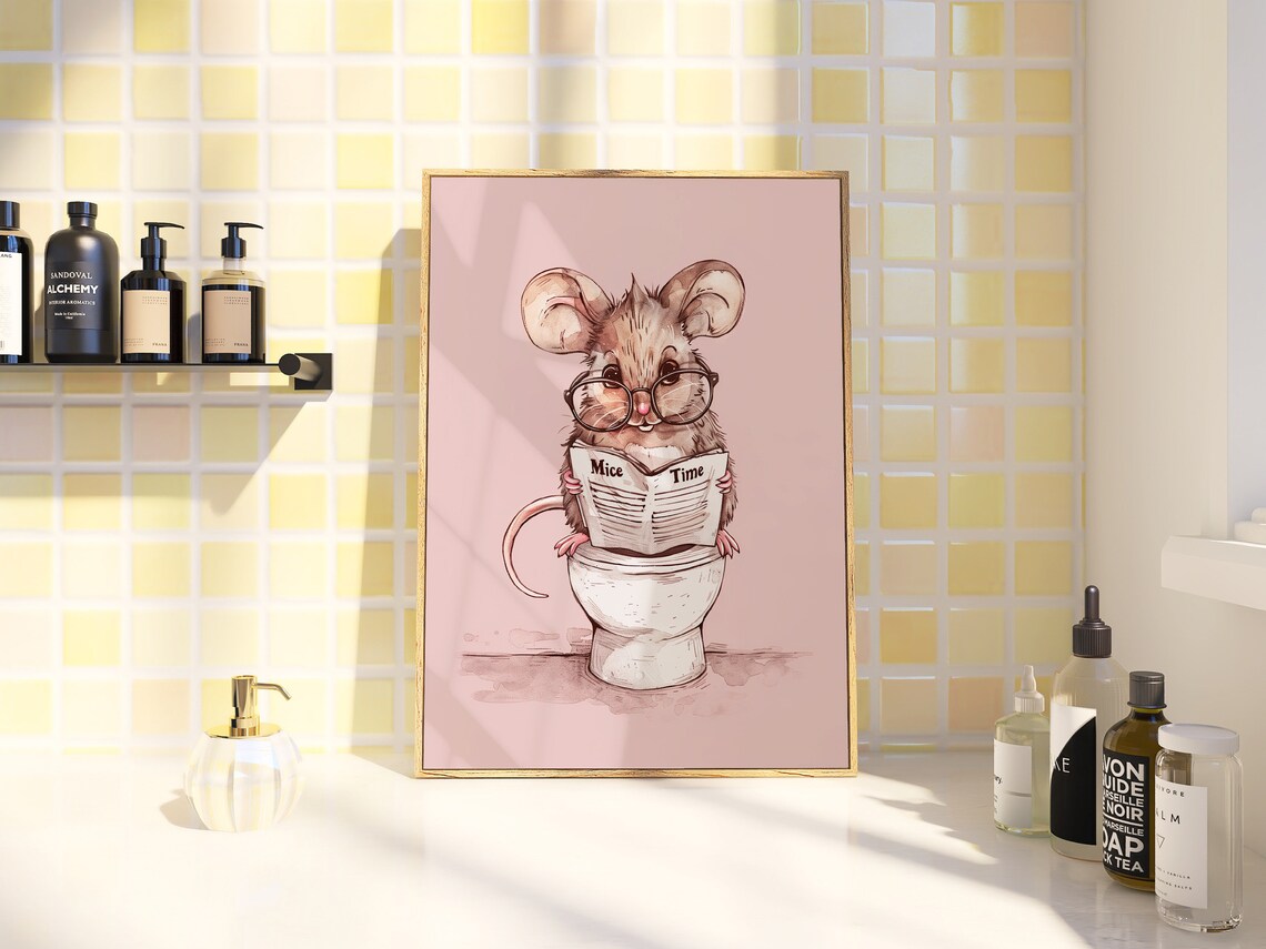 Reading Mouse Vintage Style Bathroom Art Print - Image 2